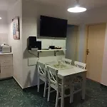 Apartment Cvetko Grebastica